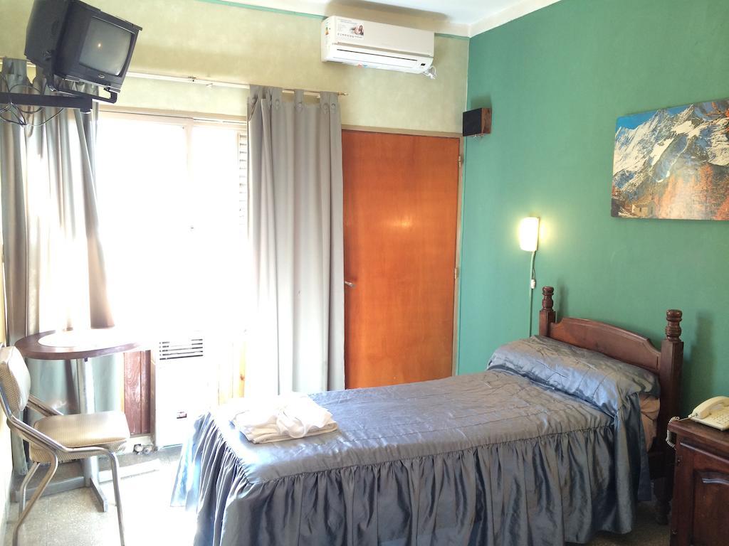 Hotel Cordoba Villa Carlos Paz Zimmer foto