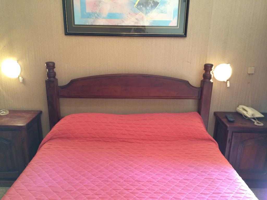 Hotel Cordoba Villa Carlos Paz Zimmer foto